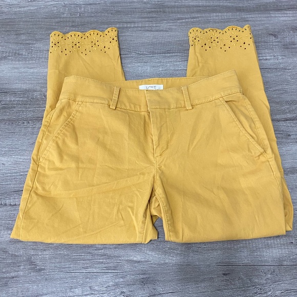 LOFT Pants - LOFT Yellow Floral Cutout Ankle Pants Size 6P